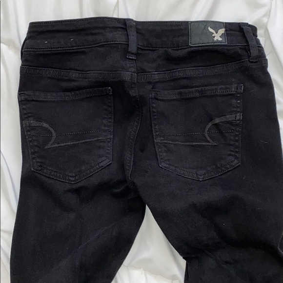 American Eagle outfitters black ripped jeans - Picture 2 of 2